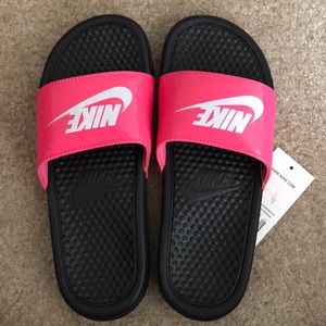 Women’s Nike Slides (Pink/Black)